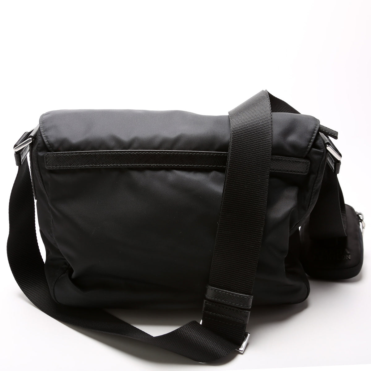 Brett Nylon Shoulder Bag Carbon