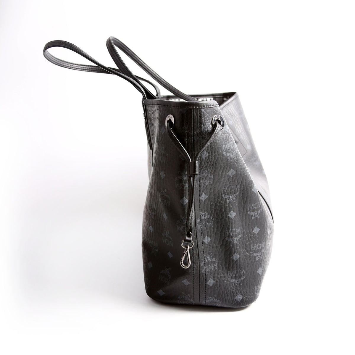 バッグ MCM Liz Reversible Shopper Tote w/ Pouch Mini Reversible Liz Shopper in Visetos Black | MCM ®US