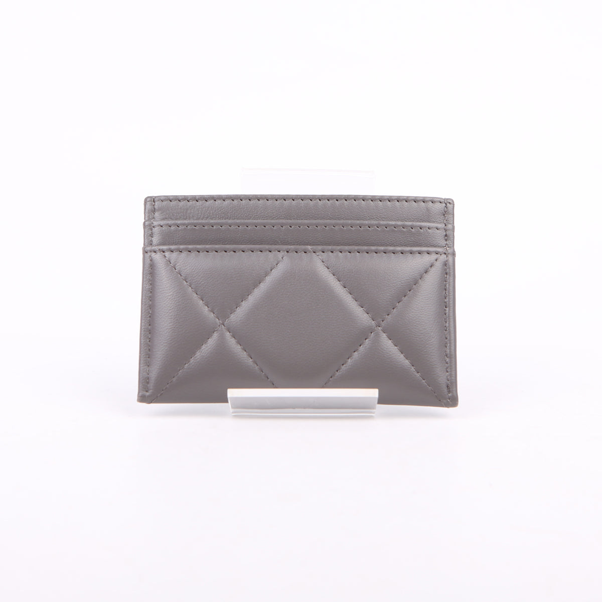 Quilted Lambskin 19 Card Holder Gray
