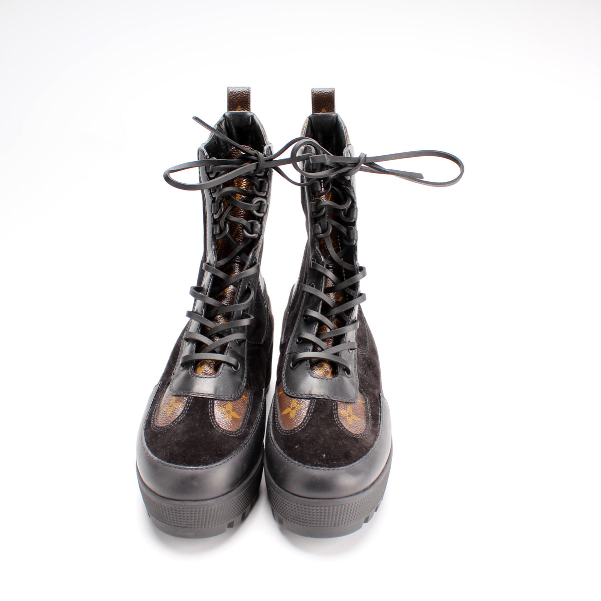 Laureate Platform Desert Boots Size 38 – Keeks Designer Handbags