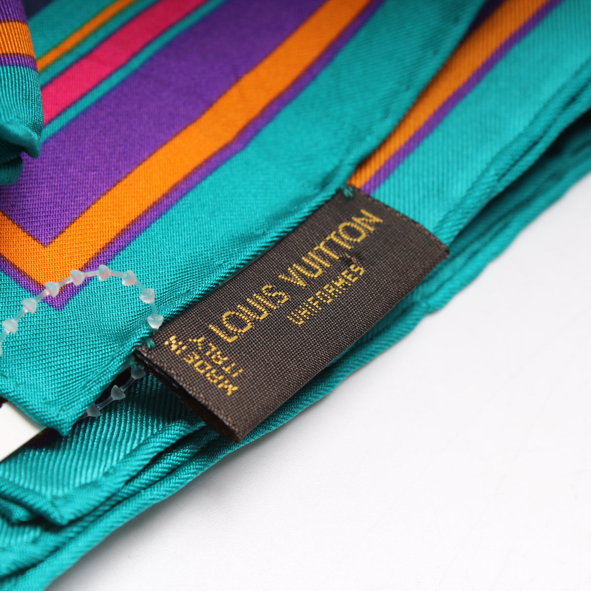 LV World Bandeau Scarf – Keeks Designer Handbags