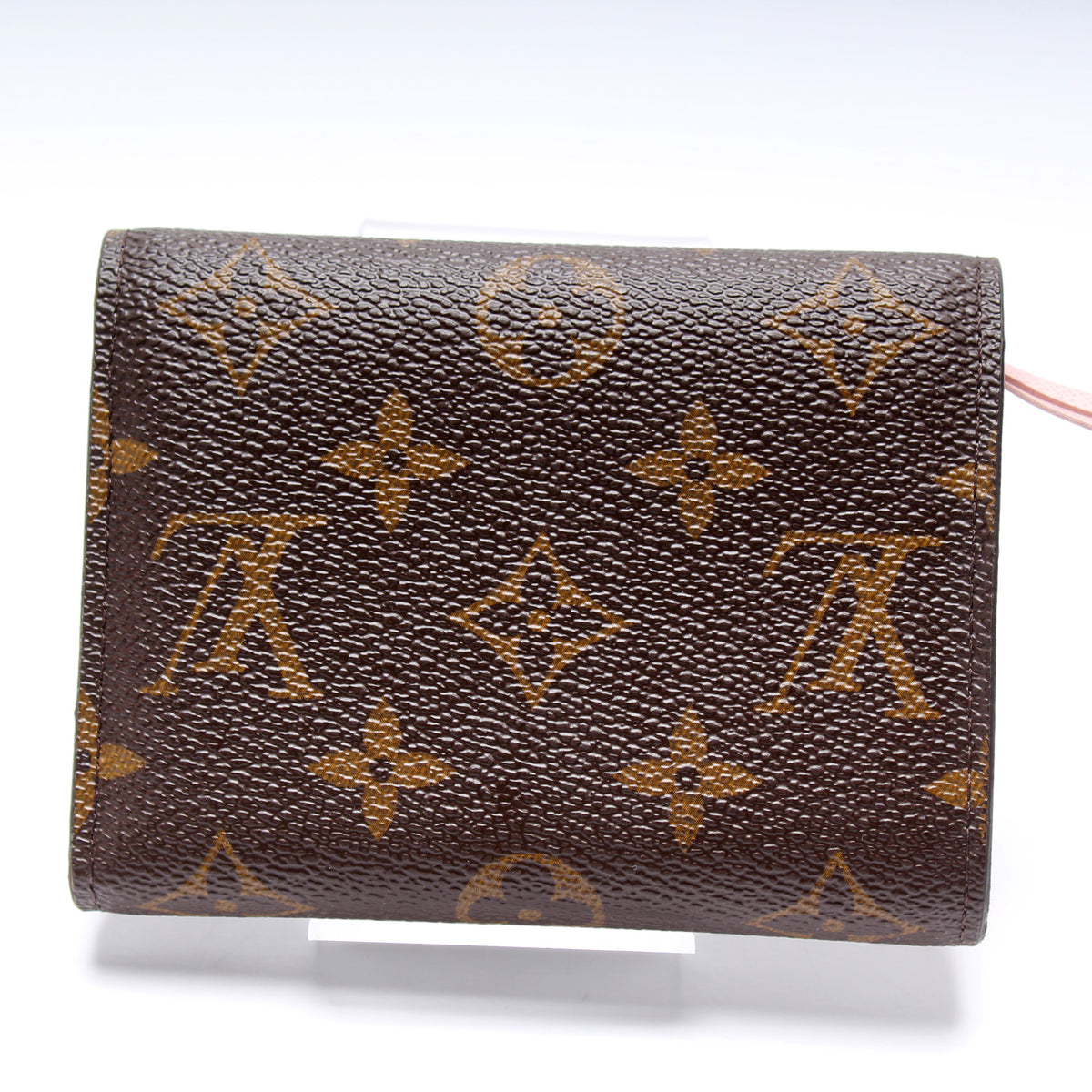 Louis Vuitton, Bags, Beautiful Excellent Condition Louis Vuitton Victorine  Wallet Classic Monogram