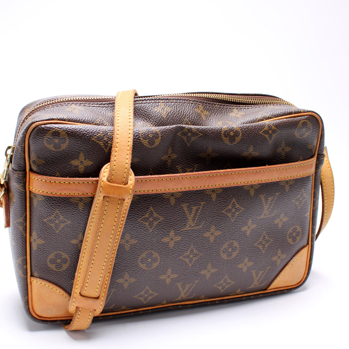 PRELOVED Louis Vuitton Trocadero 30 Shoulder Bag NO0960 081223 $50