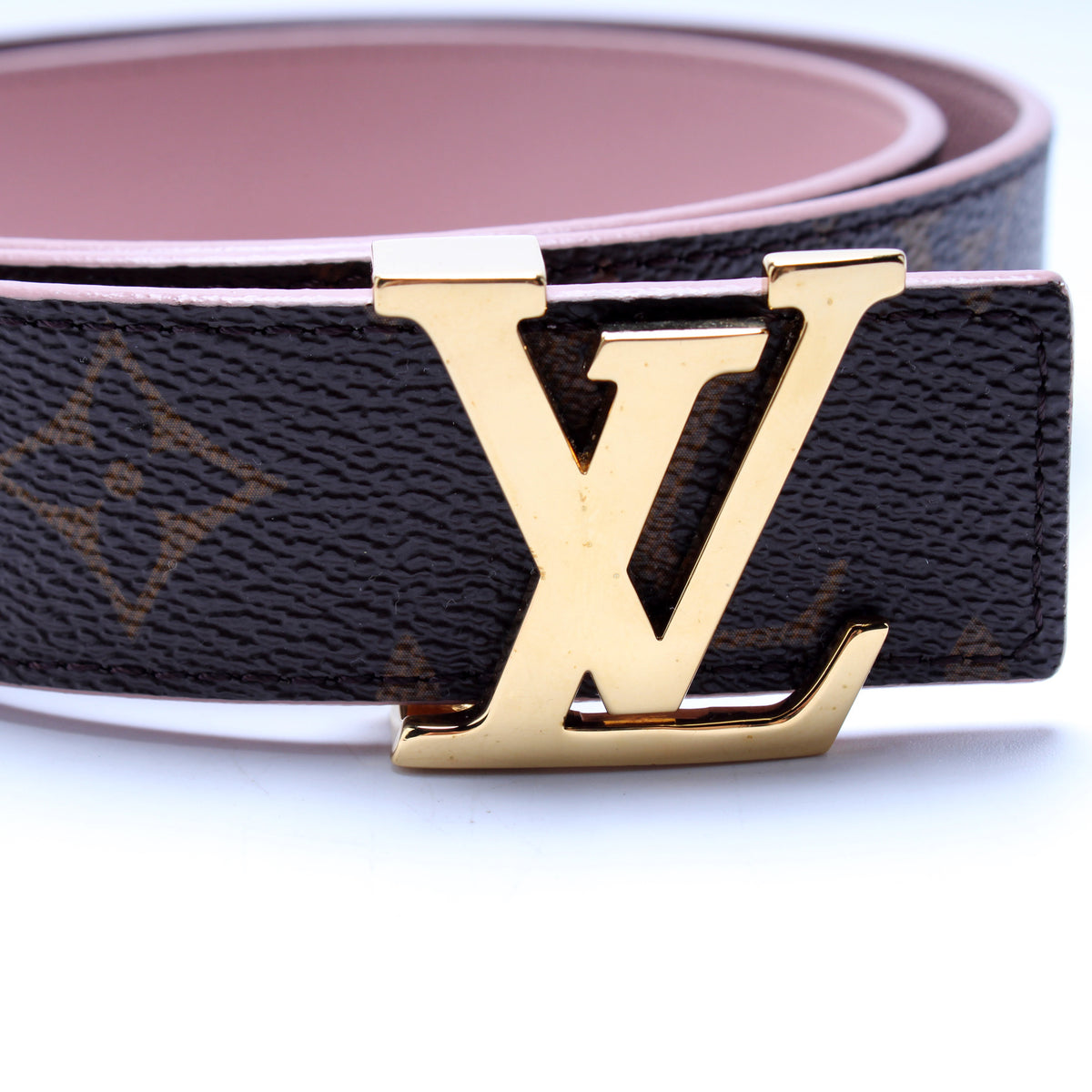 Louis Vuitton LV Initiales 30mm Reversible Belt Saffron + Cowhide. Size 80 cm