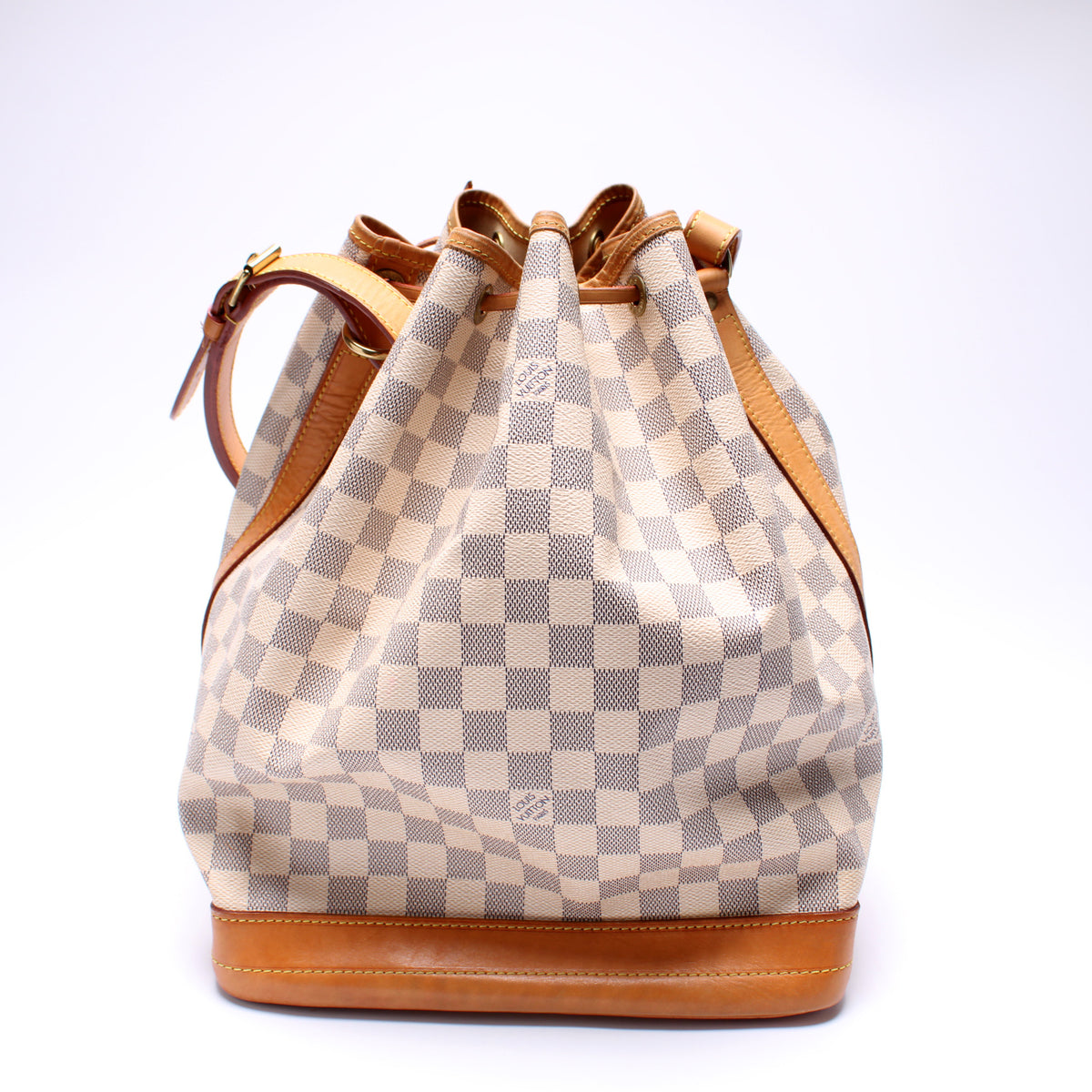 Usnasa Preloved - Authentic LOUIS VUITTON Noe Damier Azur Drawstring  Shoulder Bag Made in France Date code : AR4047 Good condition (7.9/10)  ***come with original dustbag Price : RM2500 Wasup +60139491441 (Nasa)
