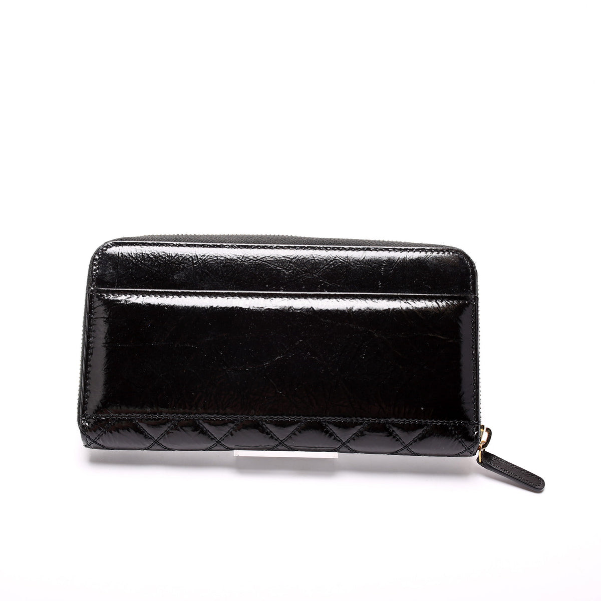 CHANEL BLACK PATENT LEATHER QUILTED ZIP AROUND COIN PURSE