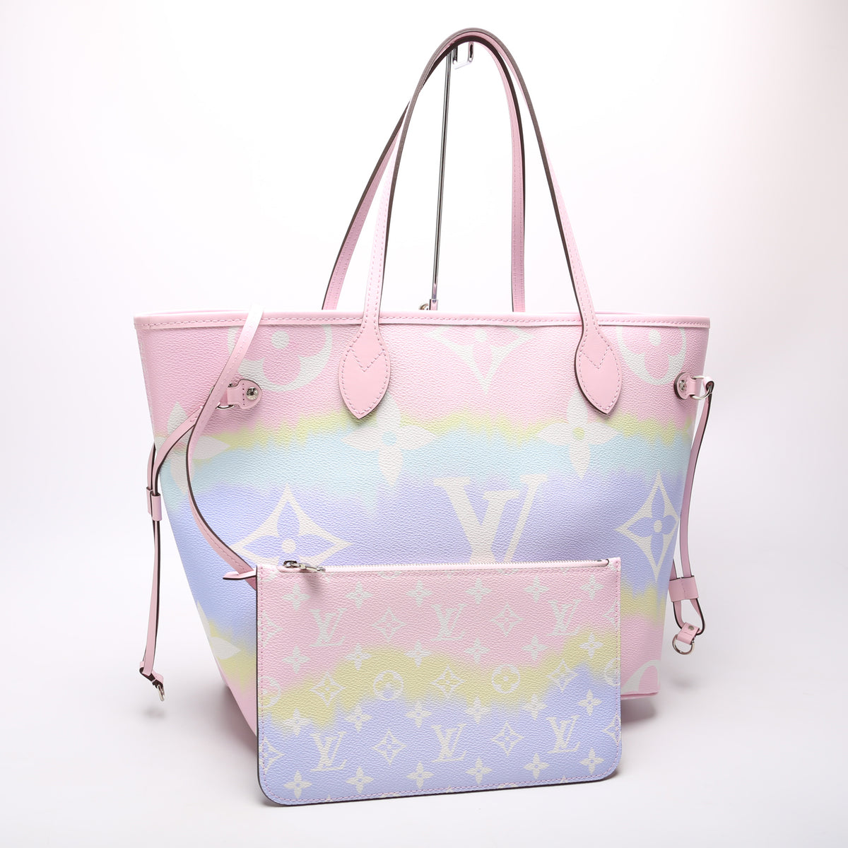 Louis Vuitton Escale Pastel Pink Neverfull MM Tote In Like New Condition