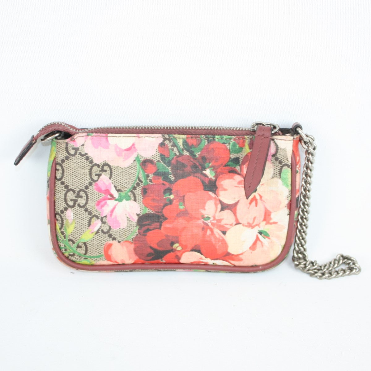 Gucci Gg Blooms Pouch (€260) ❤ liked on Polyvore featuring bags