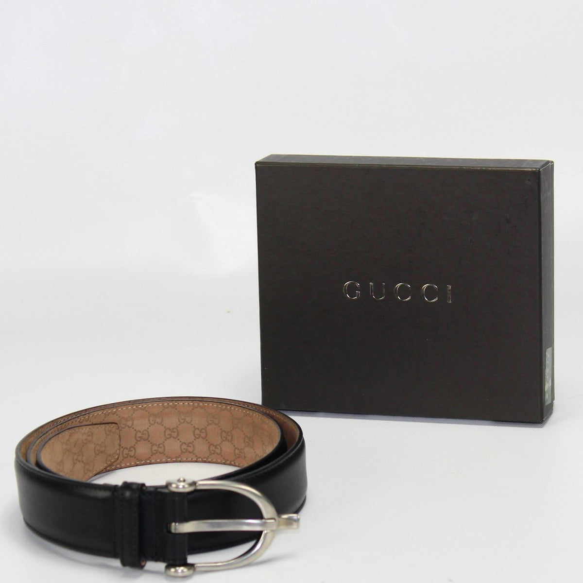 LV Circle Buckle 25MM Reversible Leather And Monogram Belt Size 90/36 –  Keeks Designer Handbags