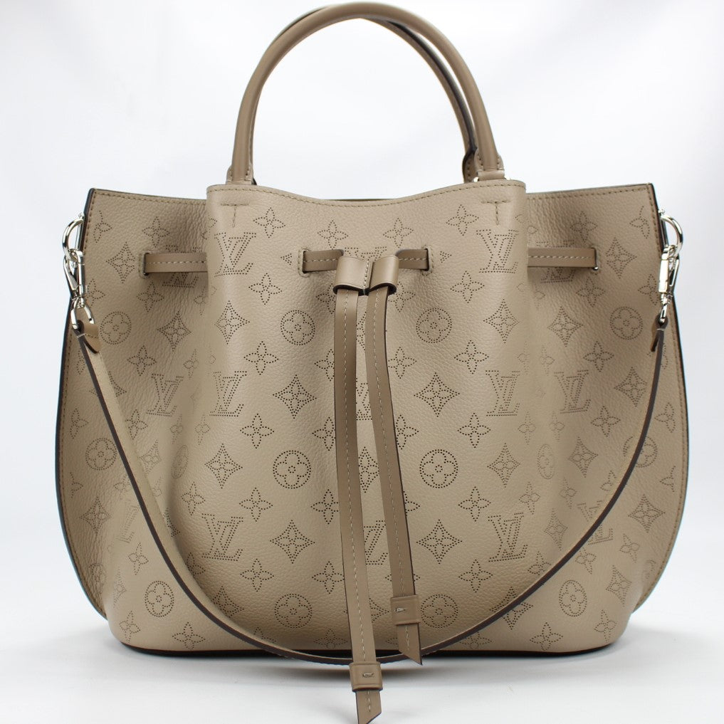 Louis Vuitton Girolata Mahina Galet - Good or Bag