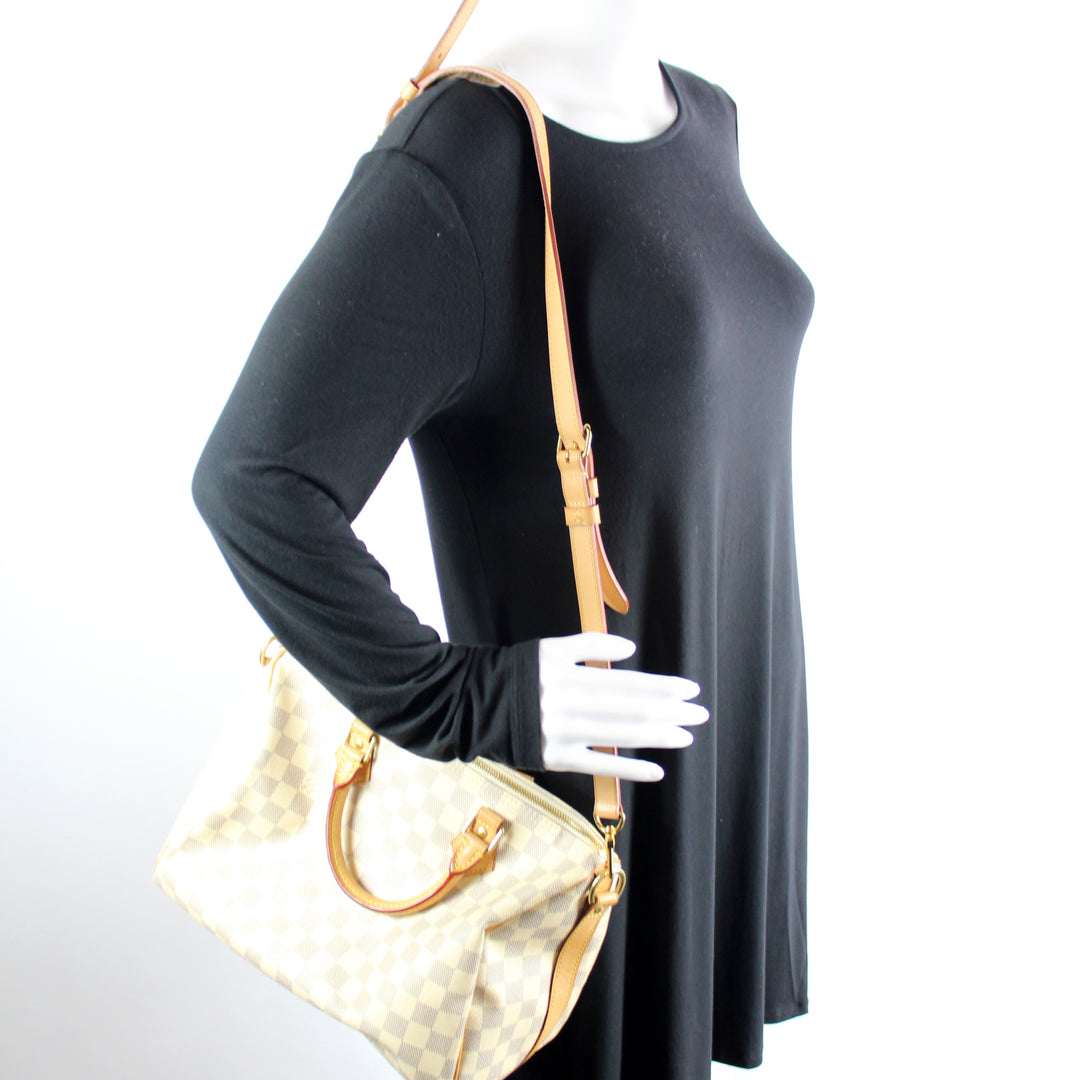 【希少】 LOUIS VUITTON Damier Azur Speedy Bandouliere 30 591591_01.jpg?quality=80&bg-