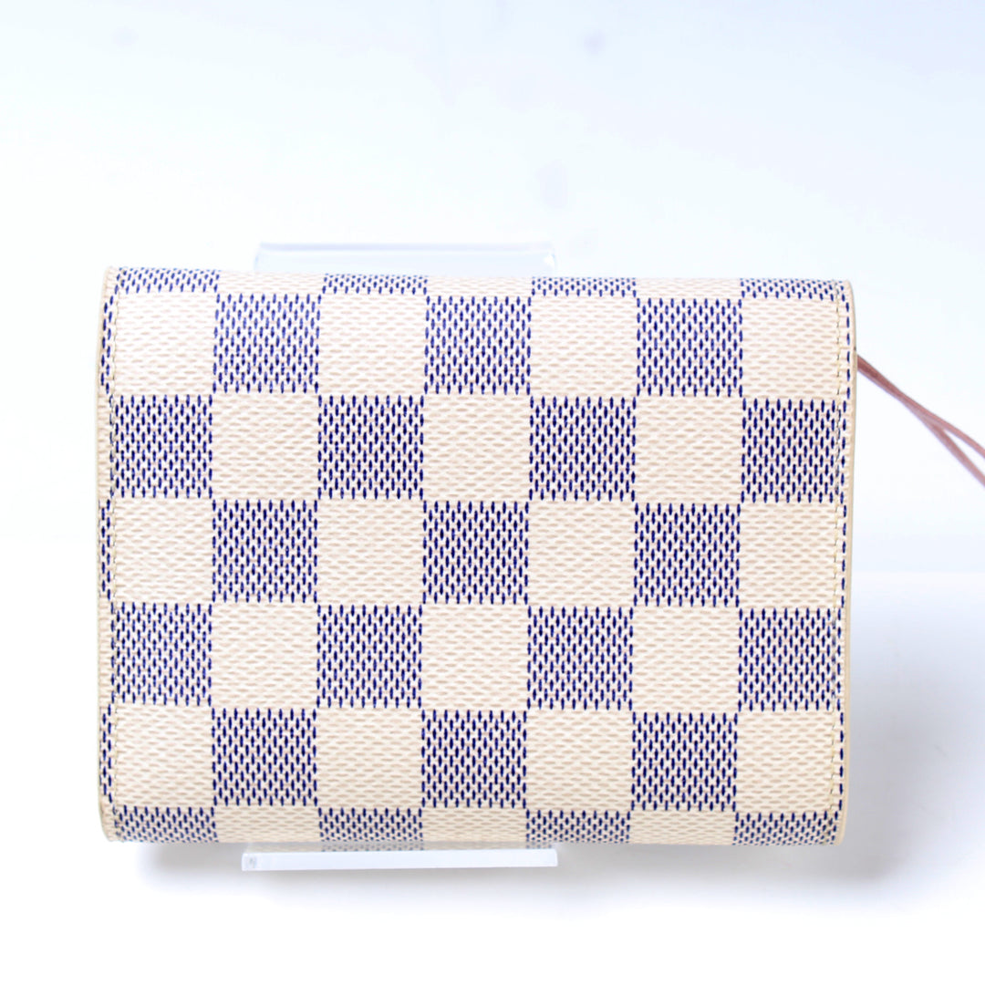 よ*ん様 Louis Vuitton Victorine Damier Azur LOUIS VUITTON Victorine Damier Azur Wallet White
