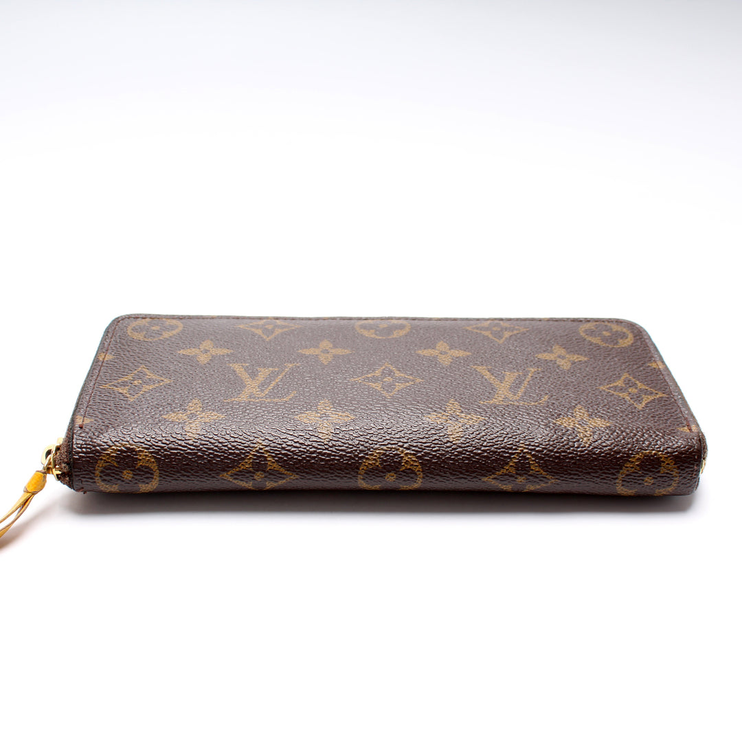 Clemence Wallet Monogram