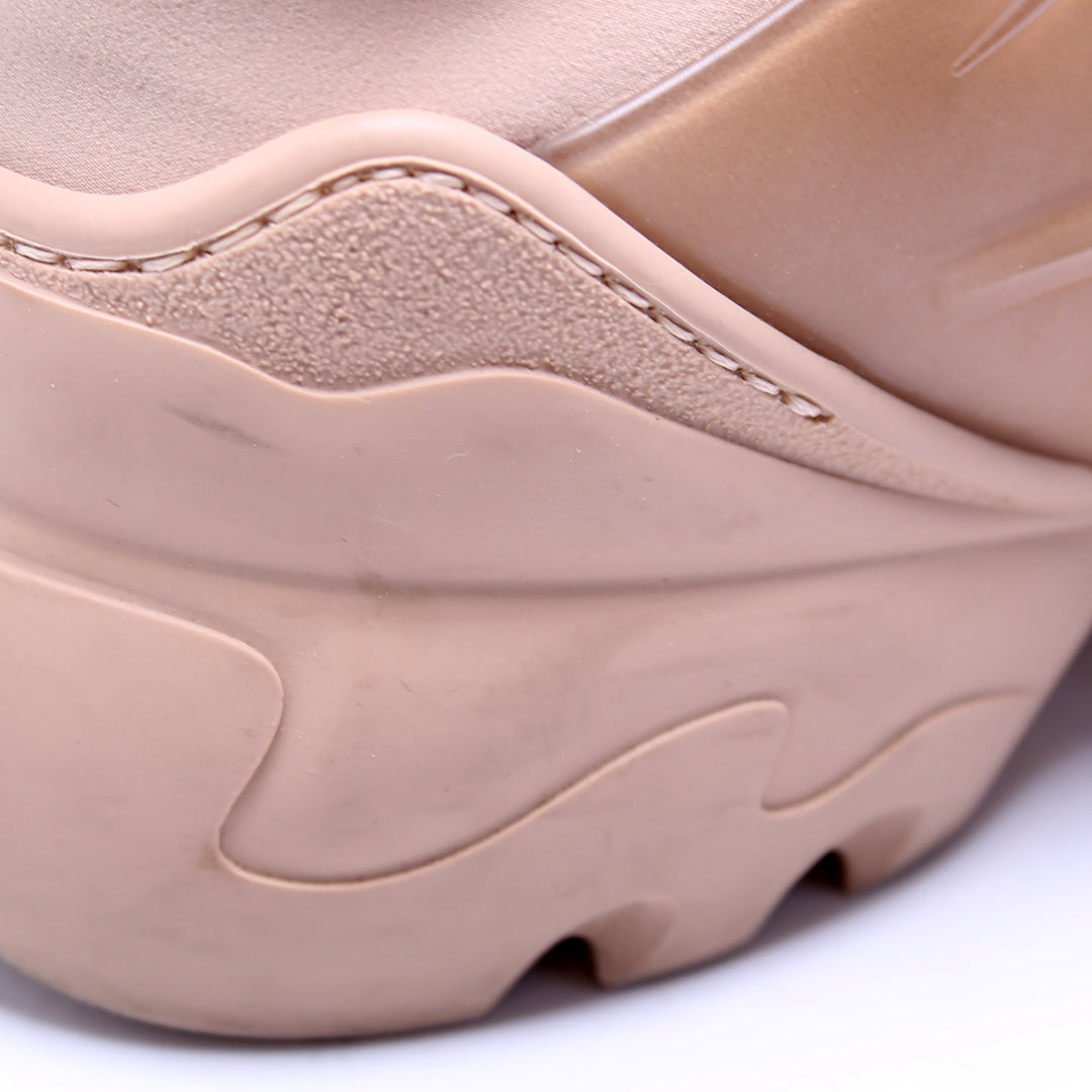 D Connect Sneakers Size 37