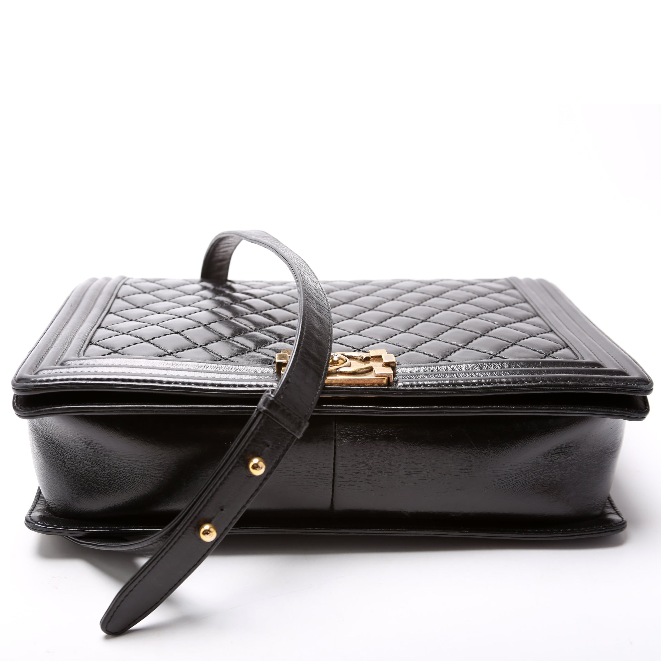 Boy Flap Large Lambskin 18M