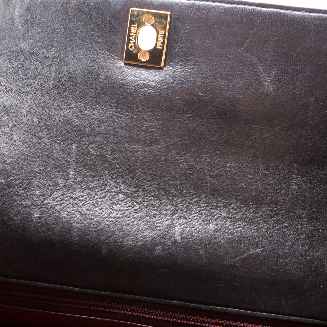 Double Turnlock Vintage Shoulder Lambskin