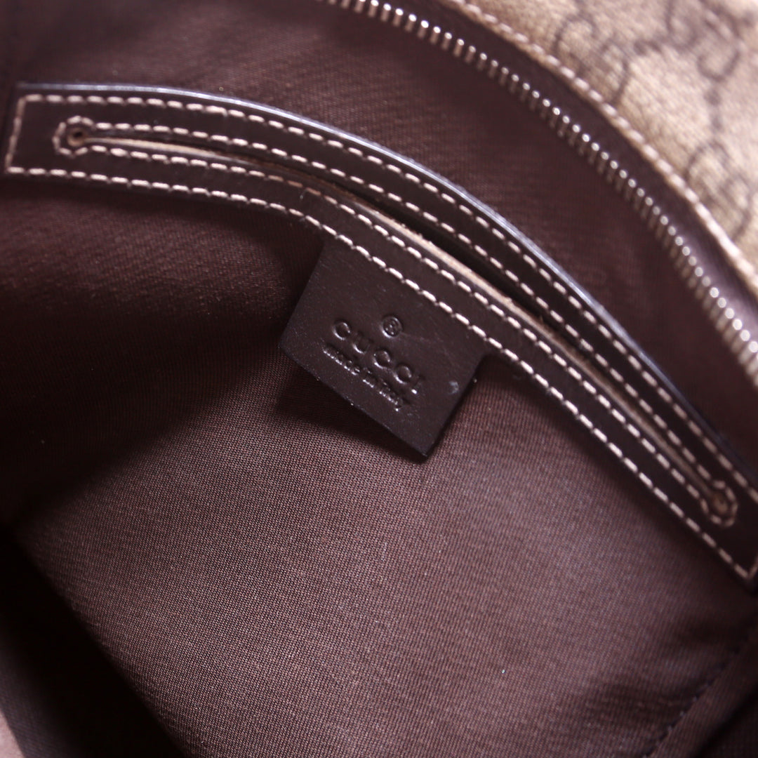 295257 GG Supreme Flat Medium Messenger Bag 295257 GG Supreme Flat Medium Messenger Bag