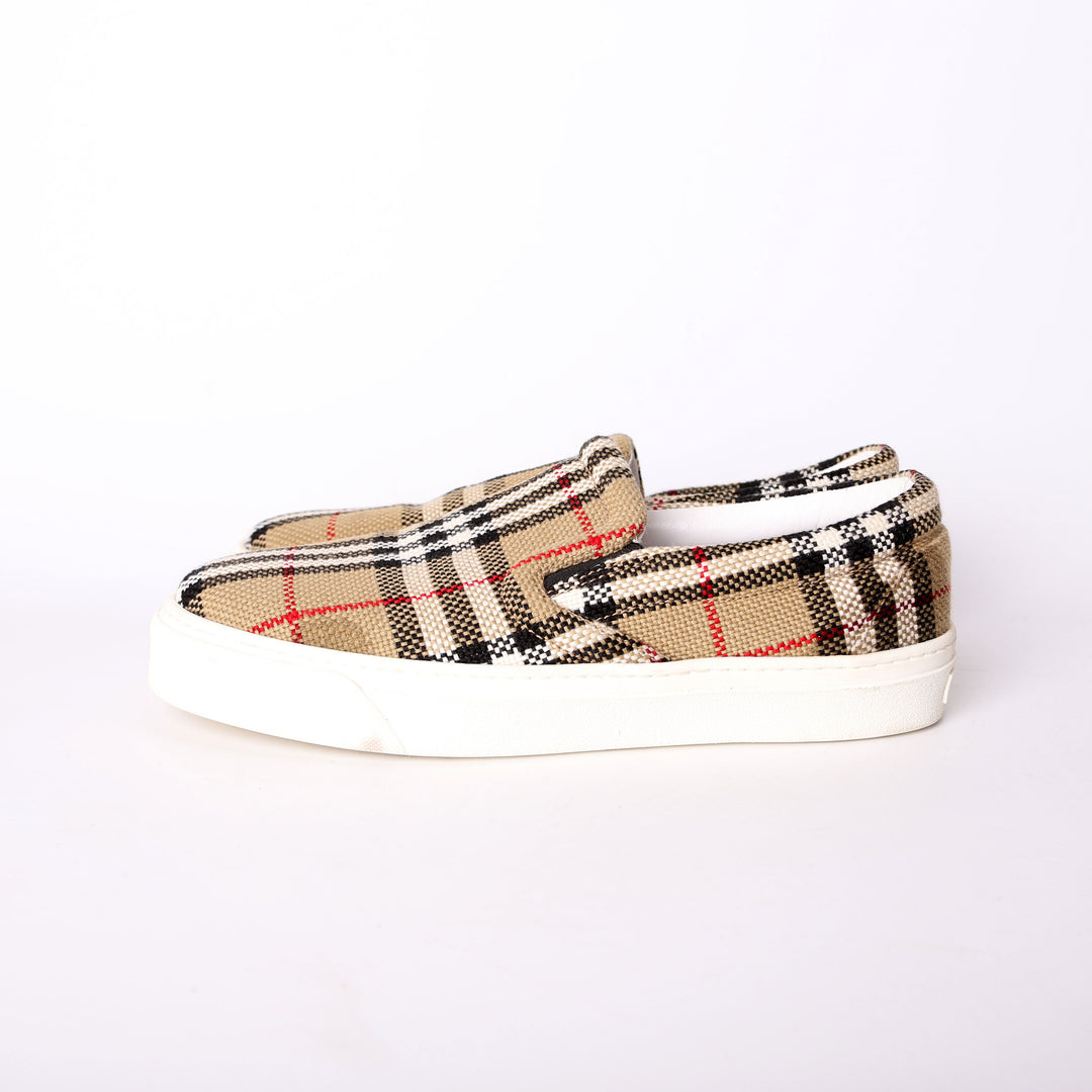 【送料&関税込】Burberry Check Pillow Slip-on Sneakers Burberry Slip On Sneakers Exaggerated Check Birch Brown