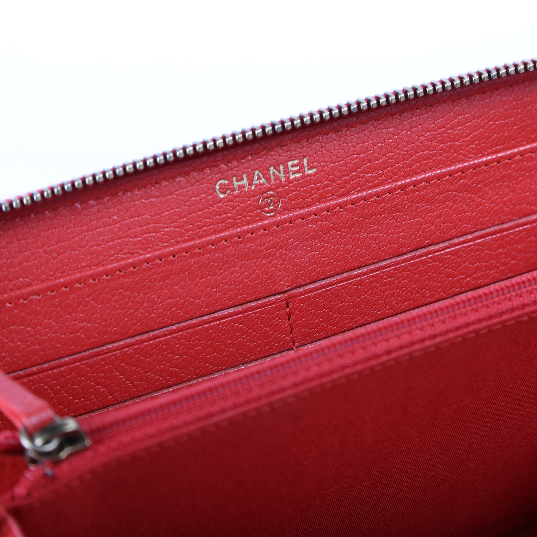 CC Diagonal Quilted Goatskin Zip Around Wallet Red