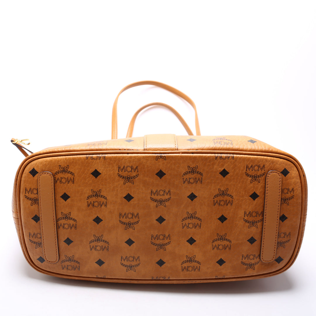 バッグ MCM Liz Reversible Shopper Tote w/ Pouch Medium Reversible Liz Shopper in Visetos Cognac | MCM ®US