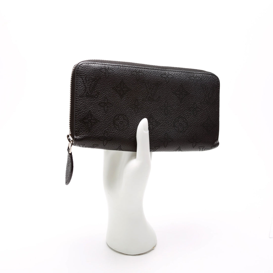 Zippy Wallet Mahina Black Zippy Wallet Mahina Black