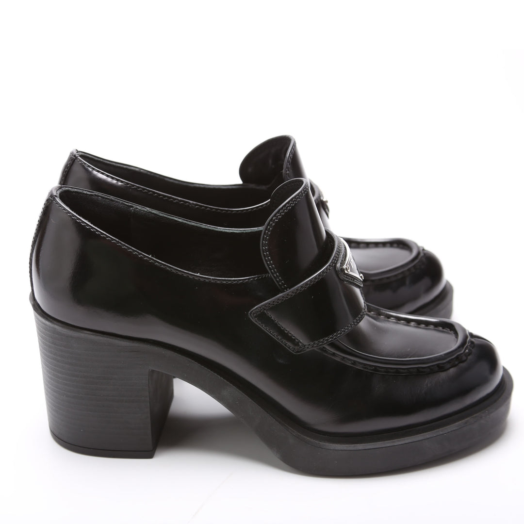 Triangle Logo Heel Loafers Brushed Leather Size 39.5