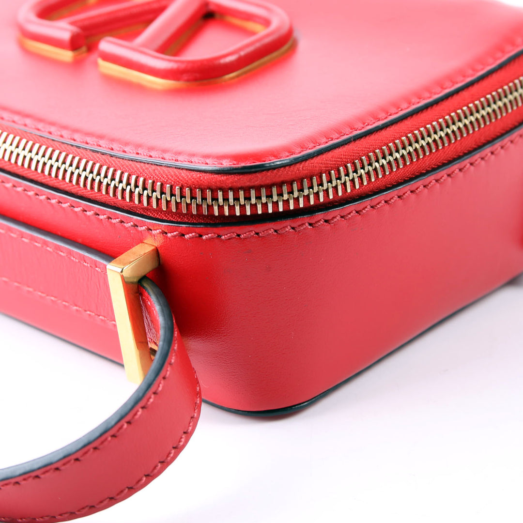 V Sling Crossbody Calfskin Red V Sling Crossbody Calfskin Red