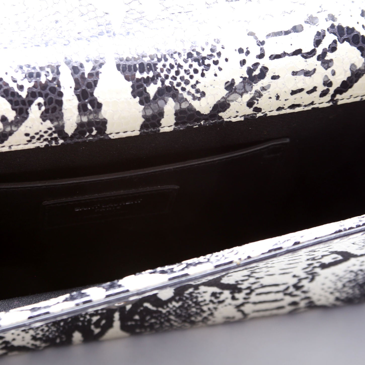 Cassandre Clutch 326079