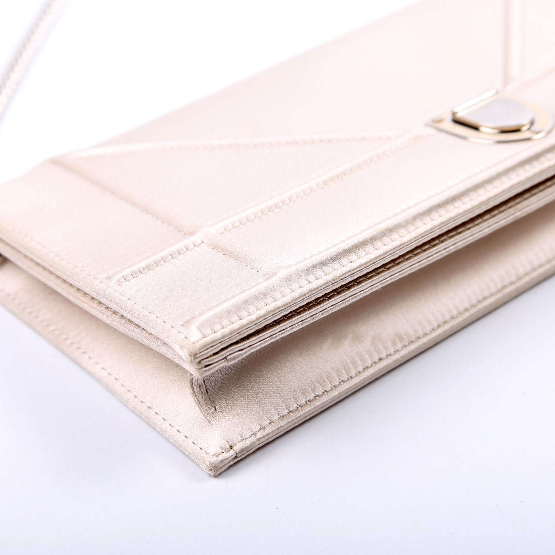 Diorama Wallet On Chain Satin Champagne