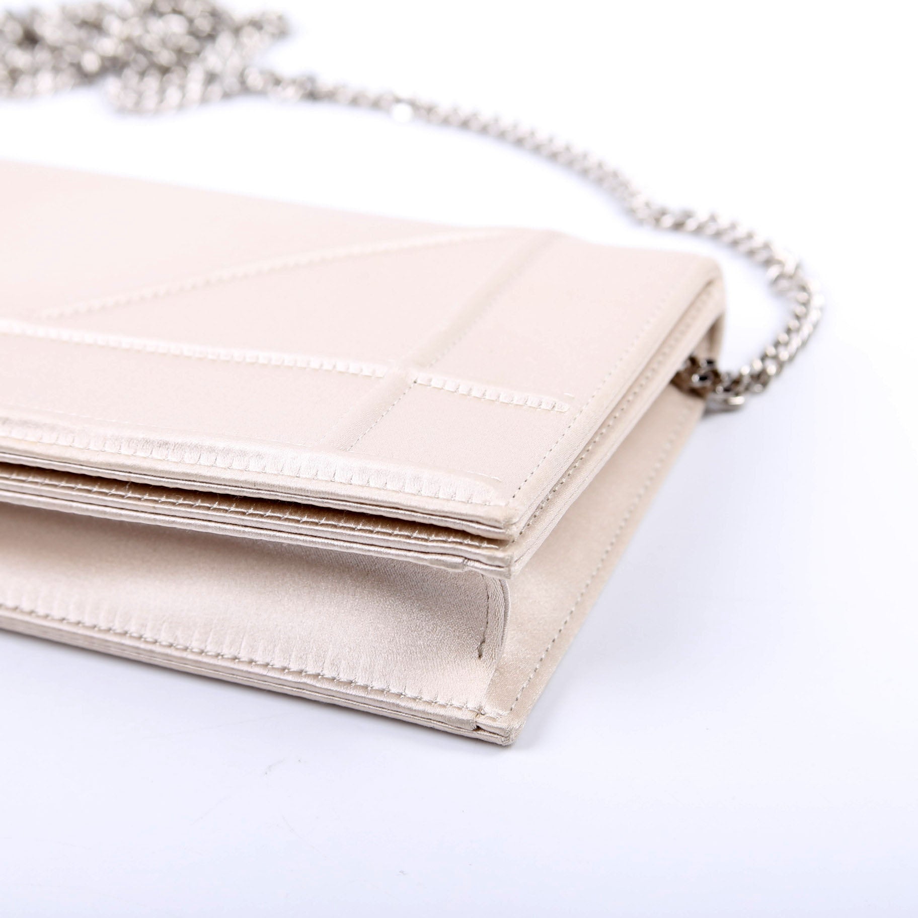 Diorama Wallet On Chain Satin Champagne