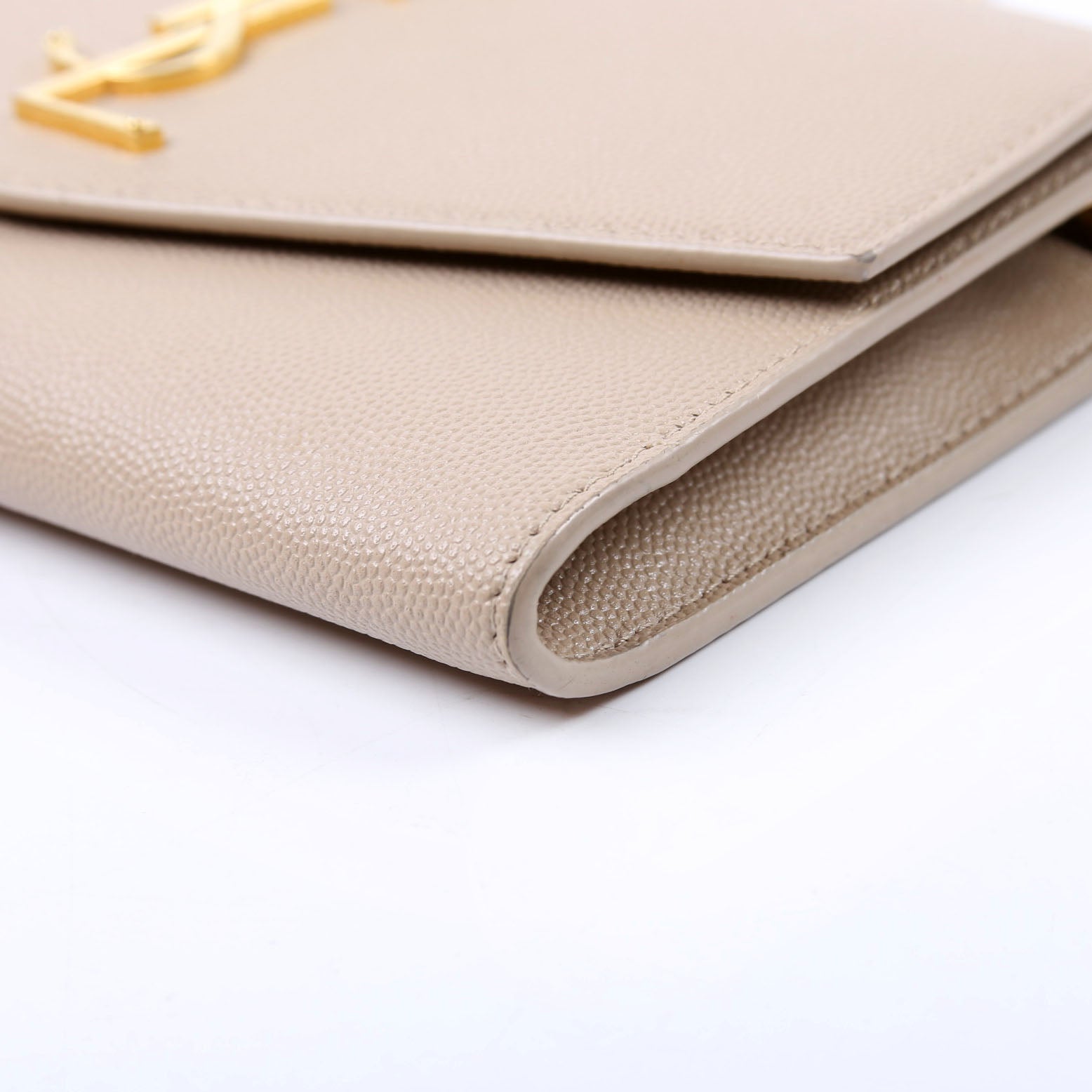 Uptown Chain Wallet Grain Taupe