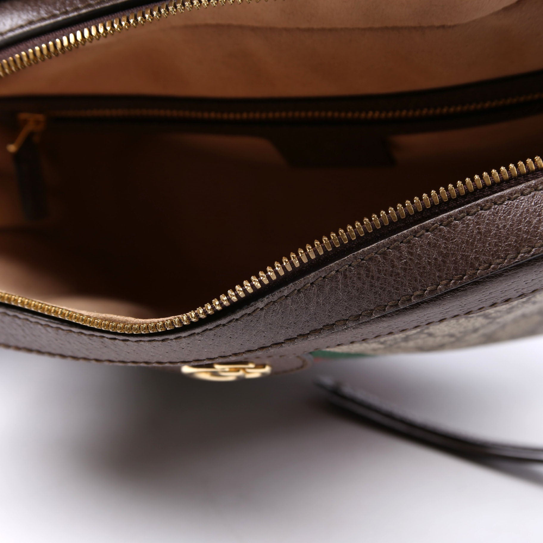 550622 Ophidia GG Small Shoulder Bag