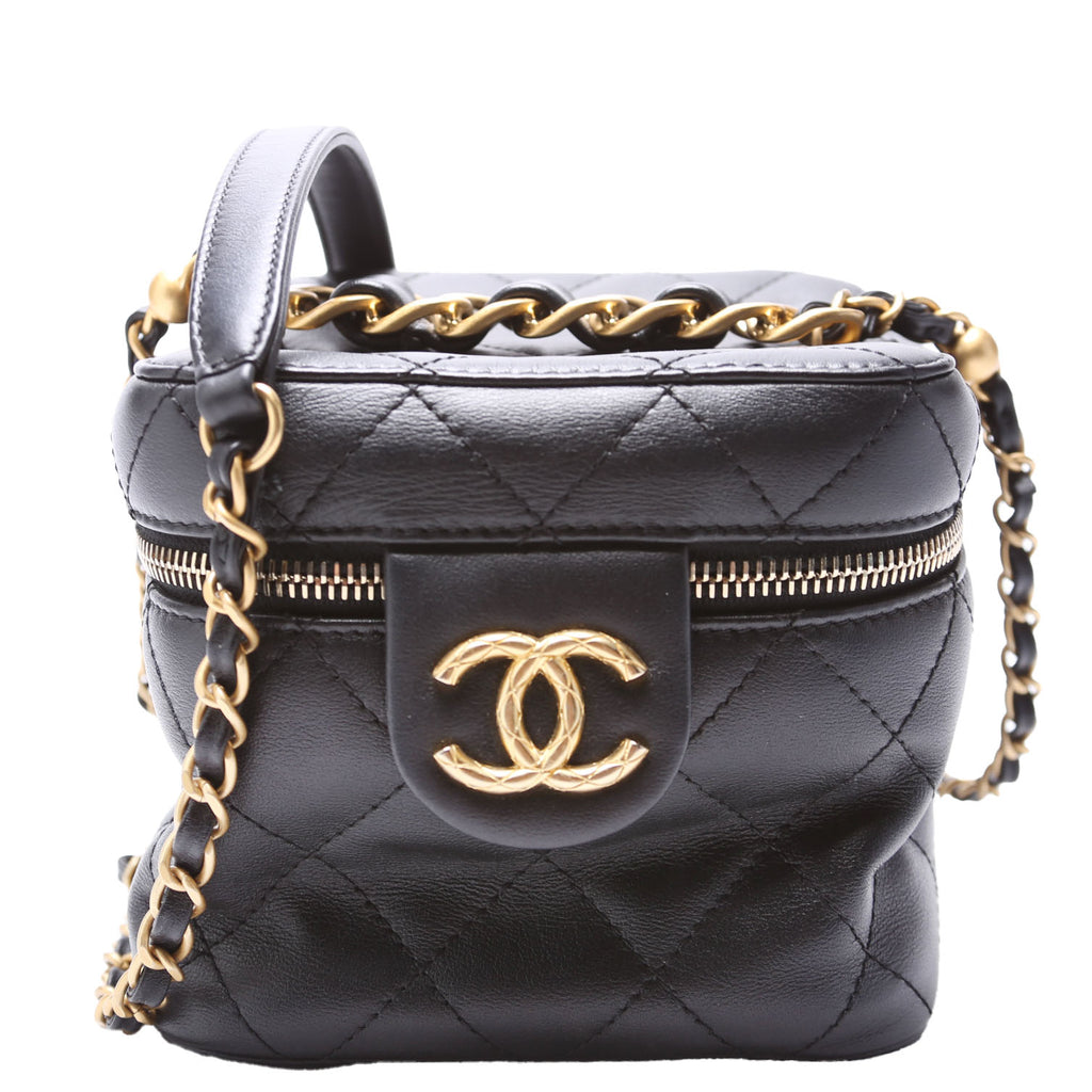信頼も高い CC Vantiy Case With Chain Small RFID Black ニット/セーター