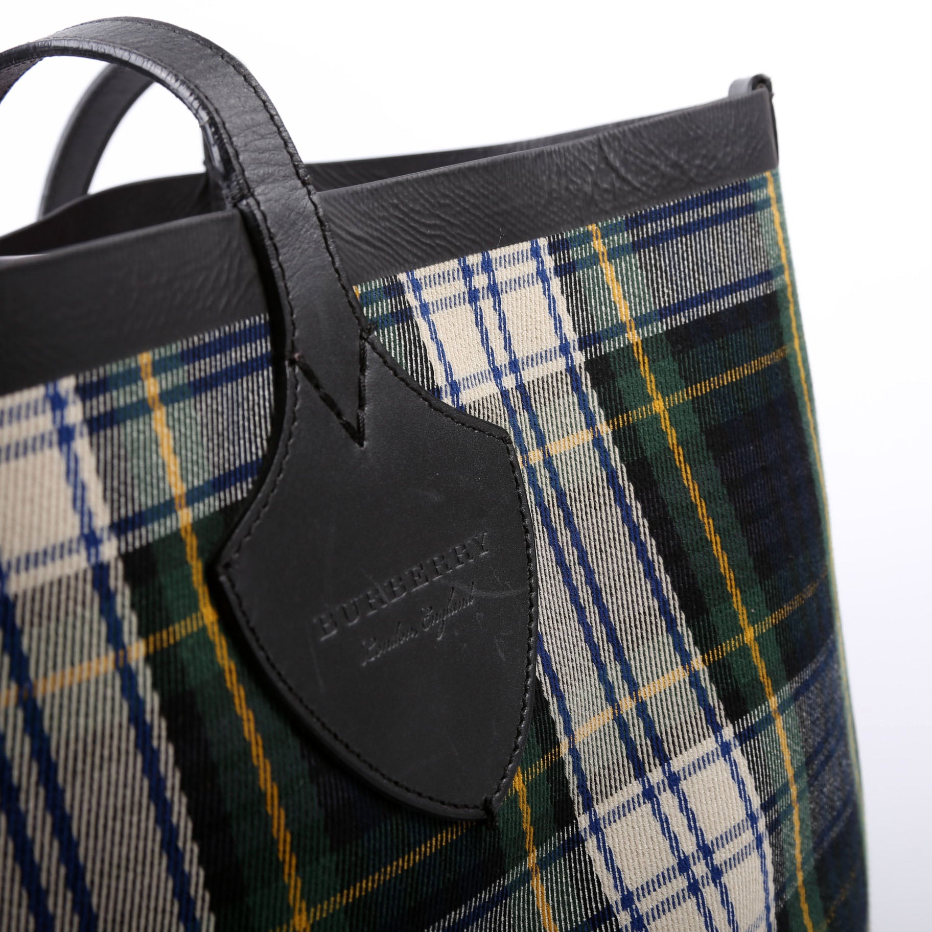 Vintage Check Large Reversible Tote Black/Multicolor