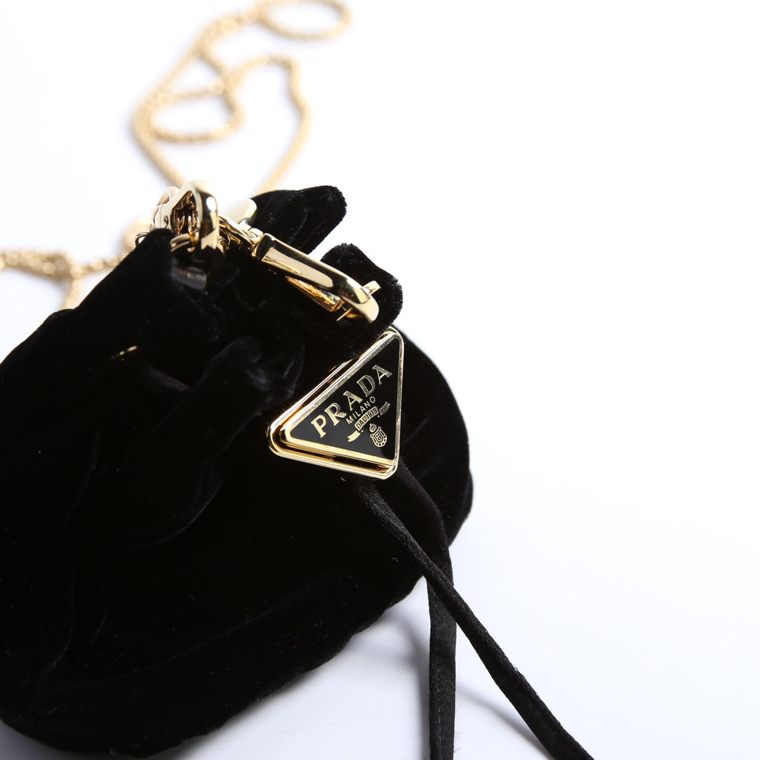 1NR016 Velvet Mini Bucket Pouch Black