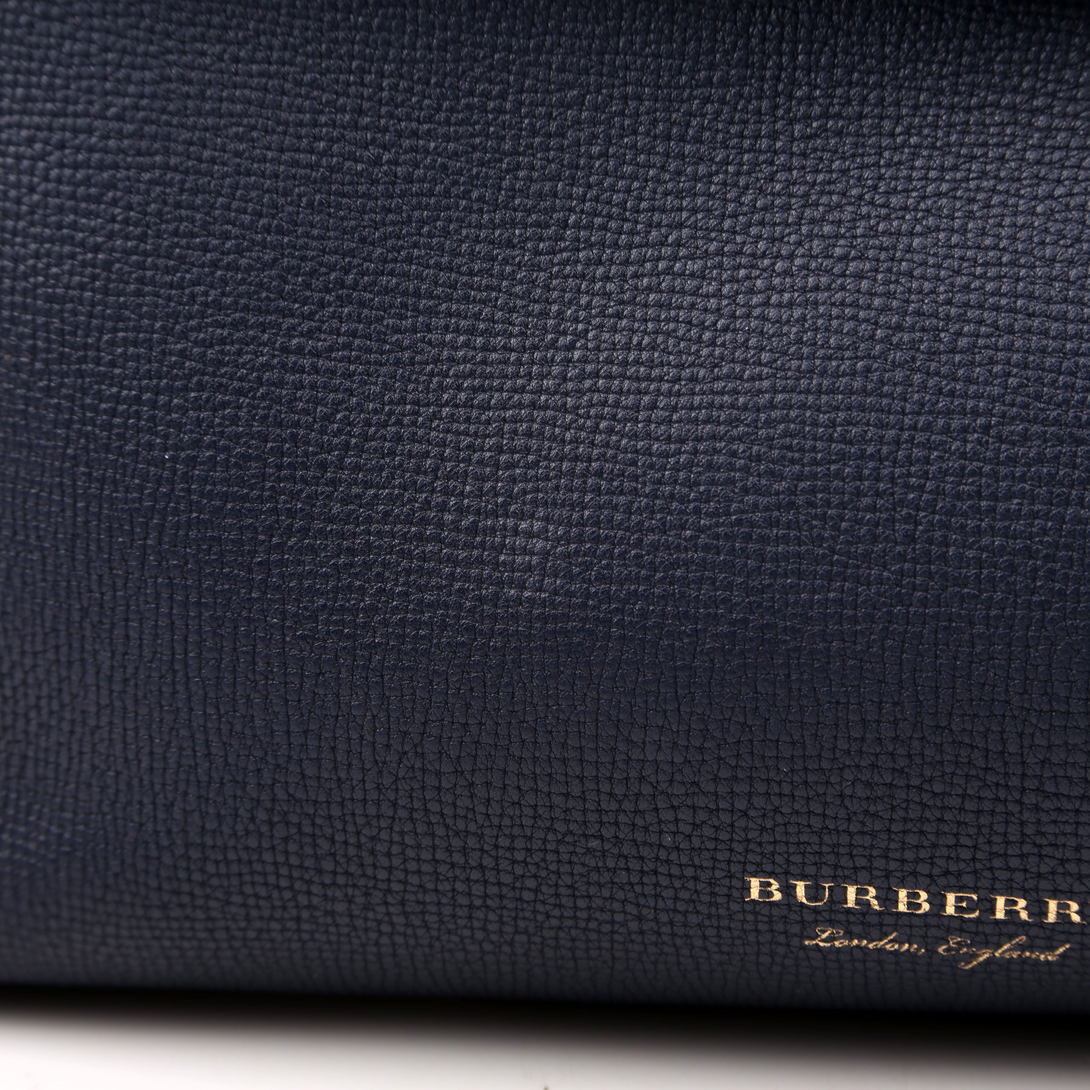 Camberley House Check Medium 4064313 Navy