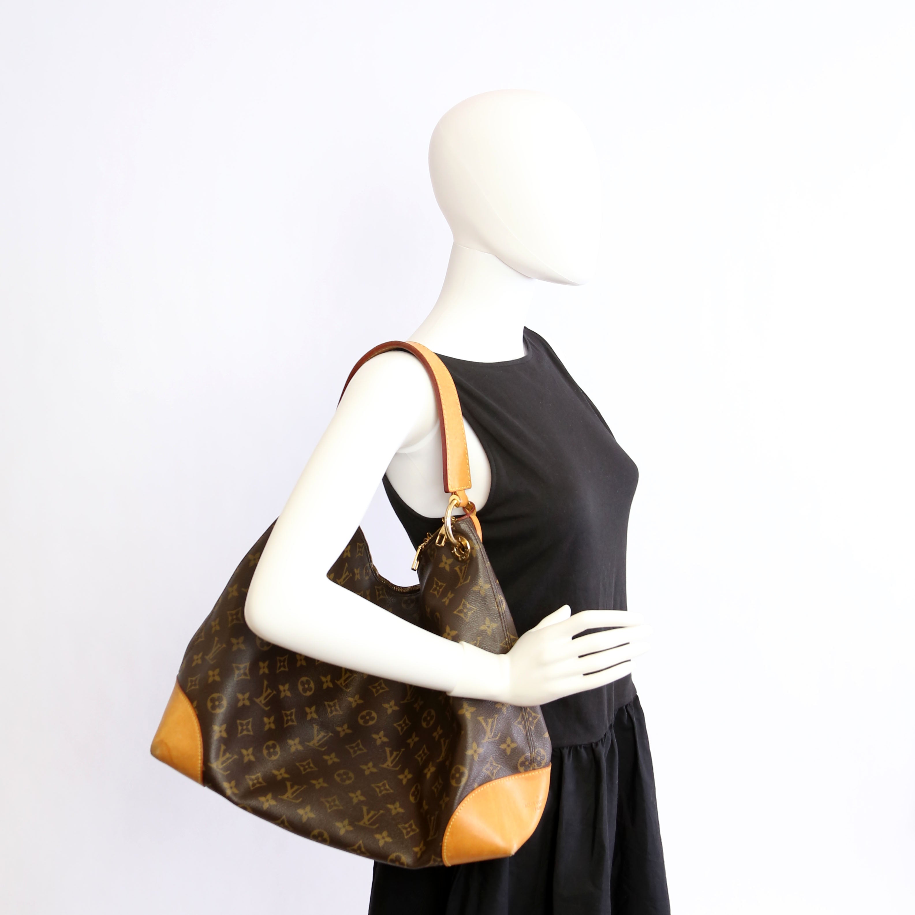 Berri MM Monogram