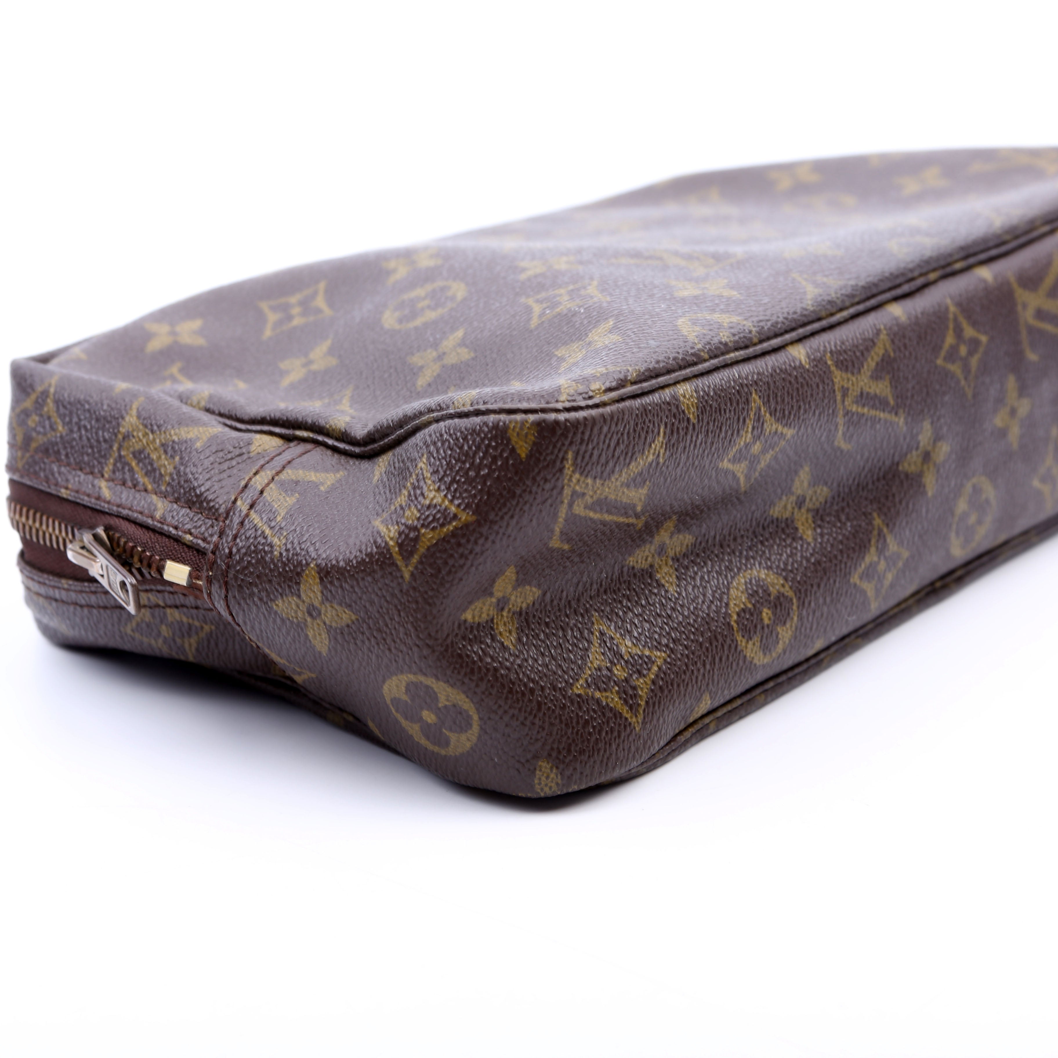 Trousse Toilette 28 Monogram