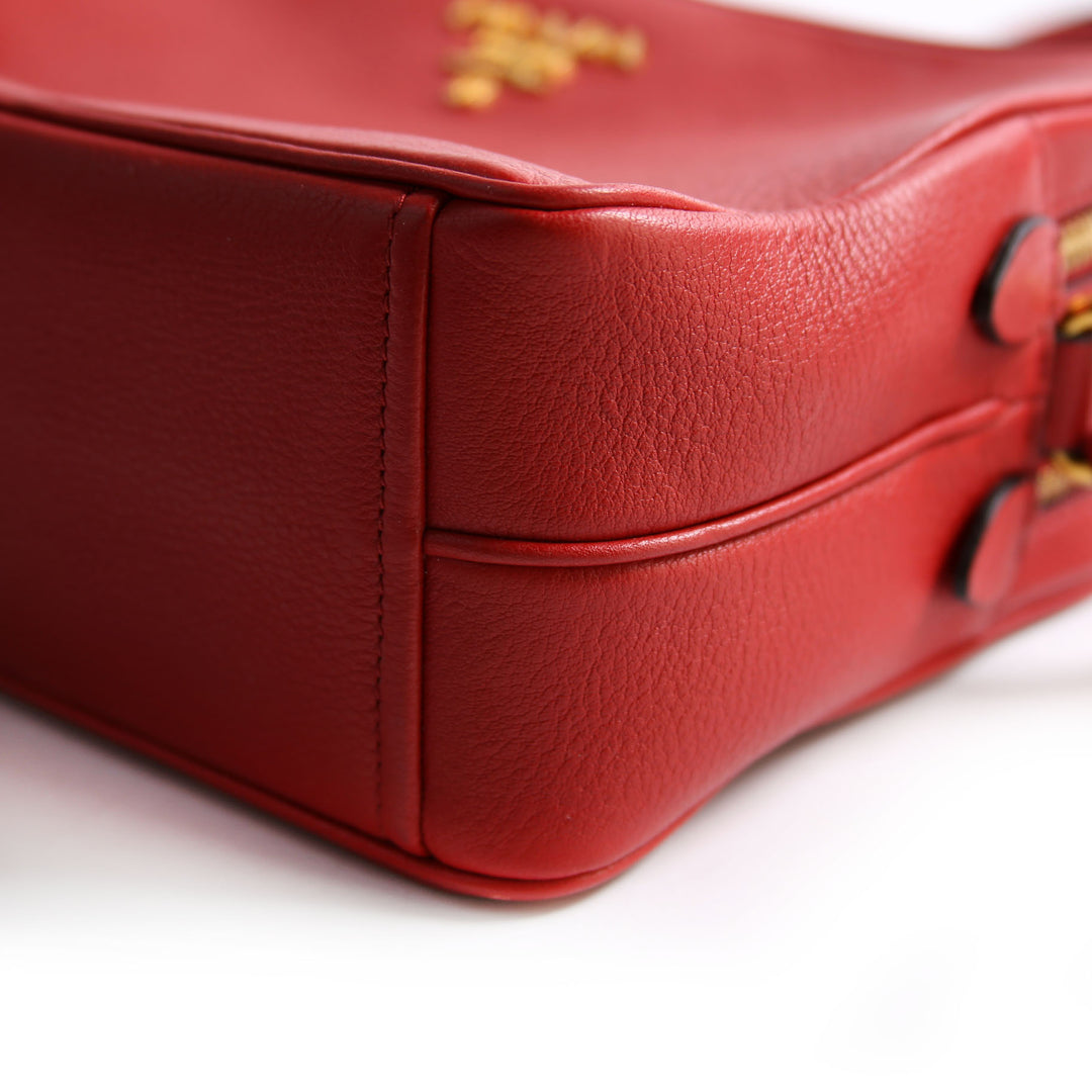 Vitello Daino Double Zip Camera Bag Red/Gold