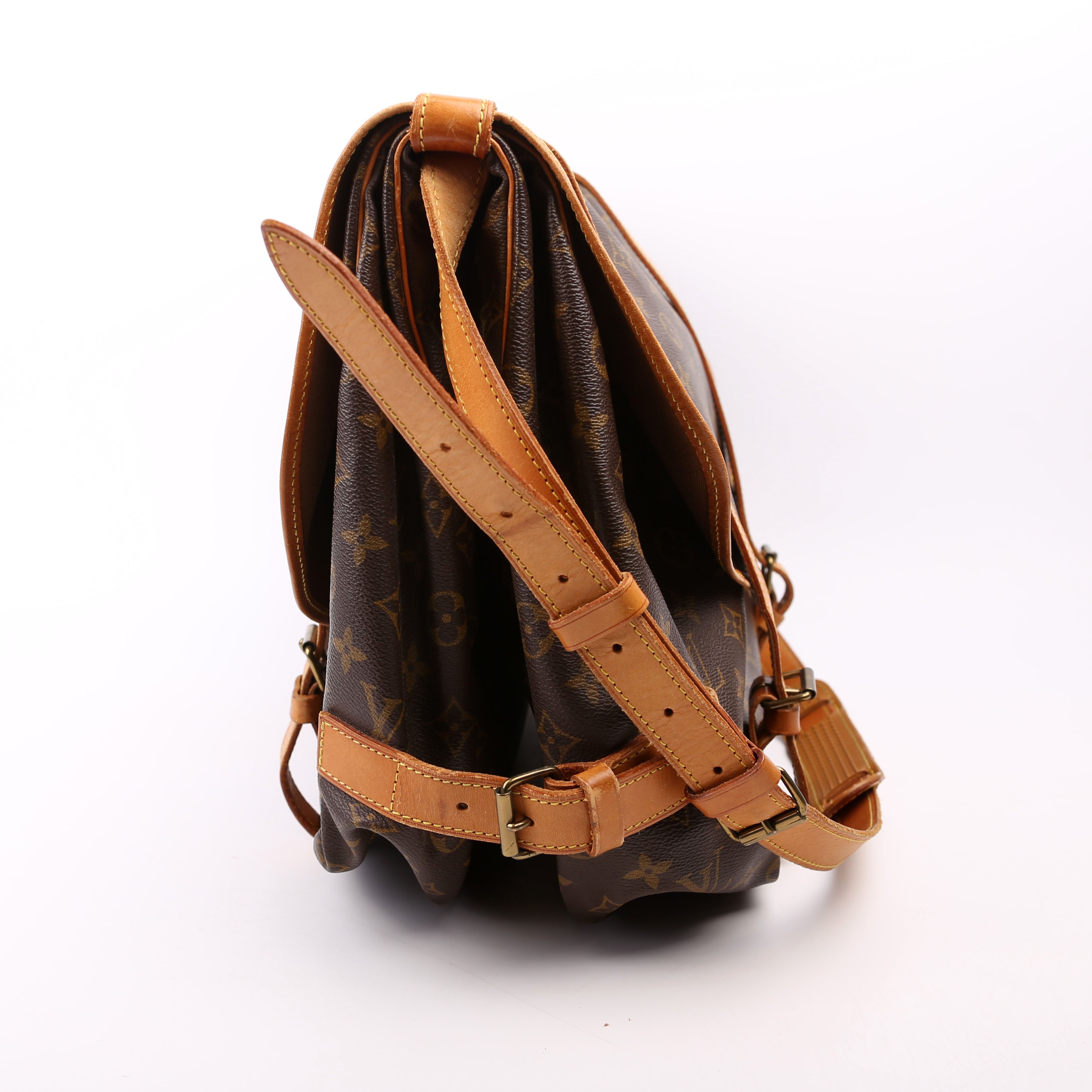 Saumur 43 Monogram