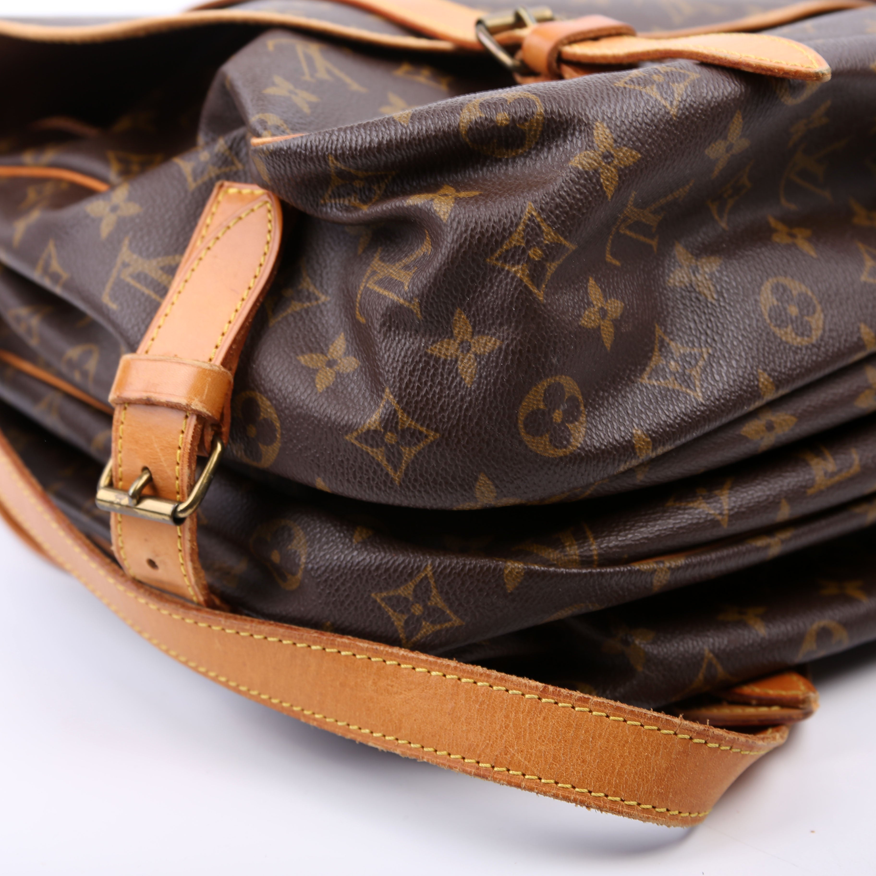 Saumur 43 Monogram