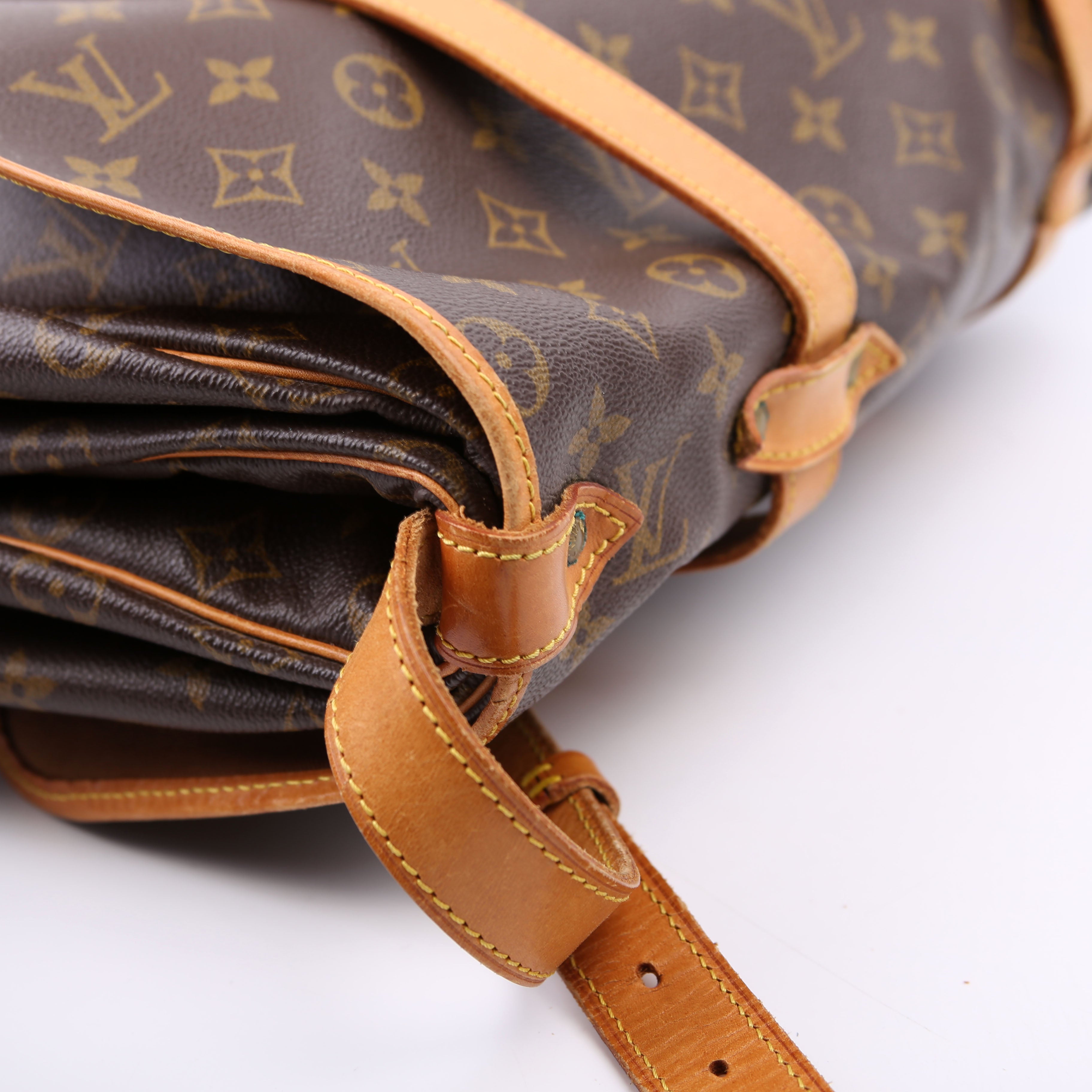 Saumur 43 Monogram