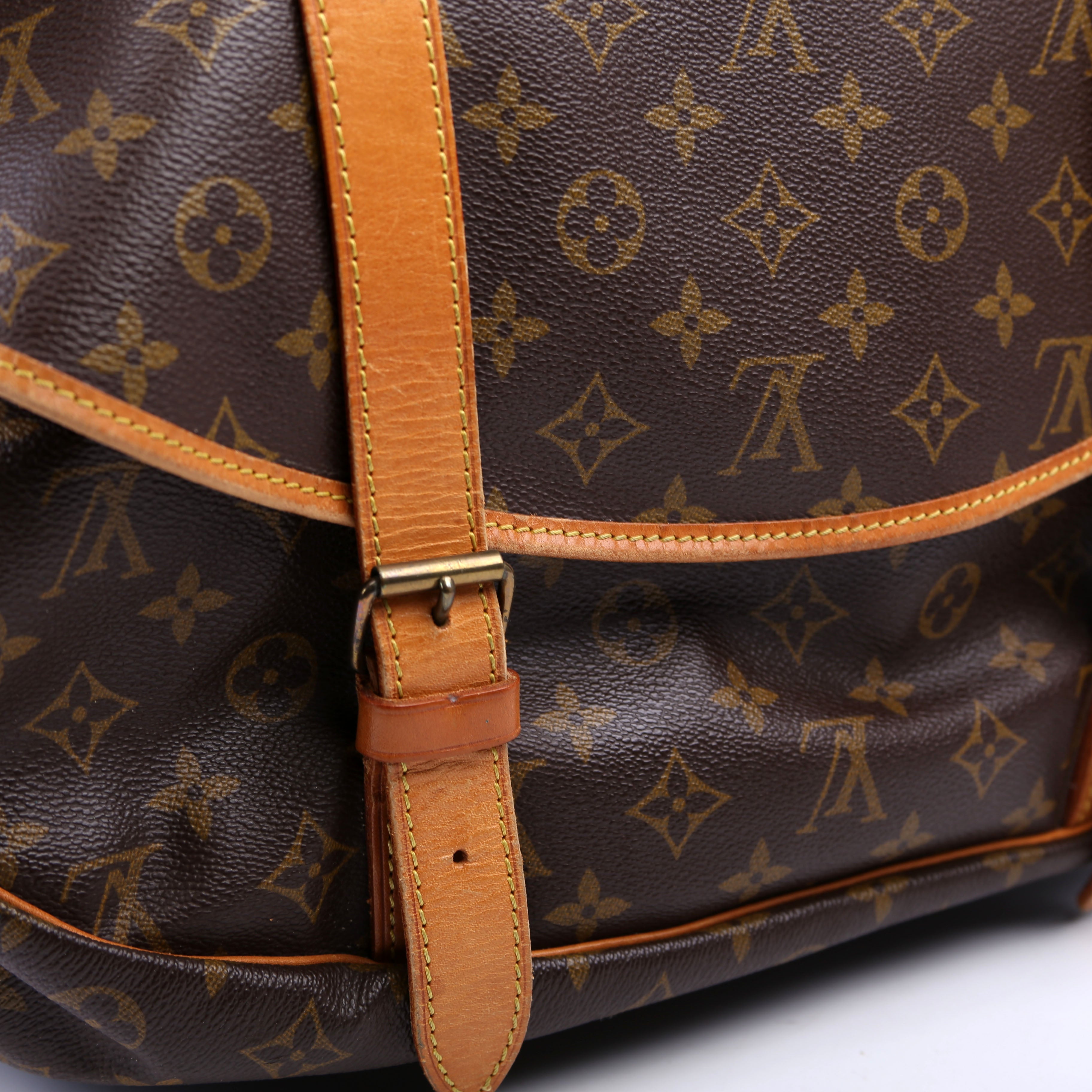 Saumur 43 Monogram