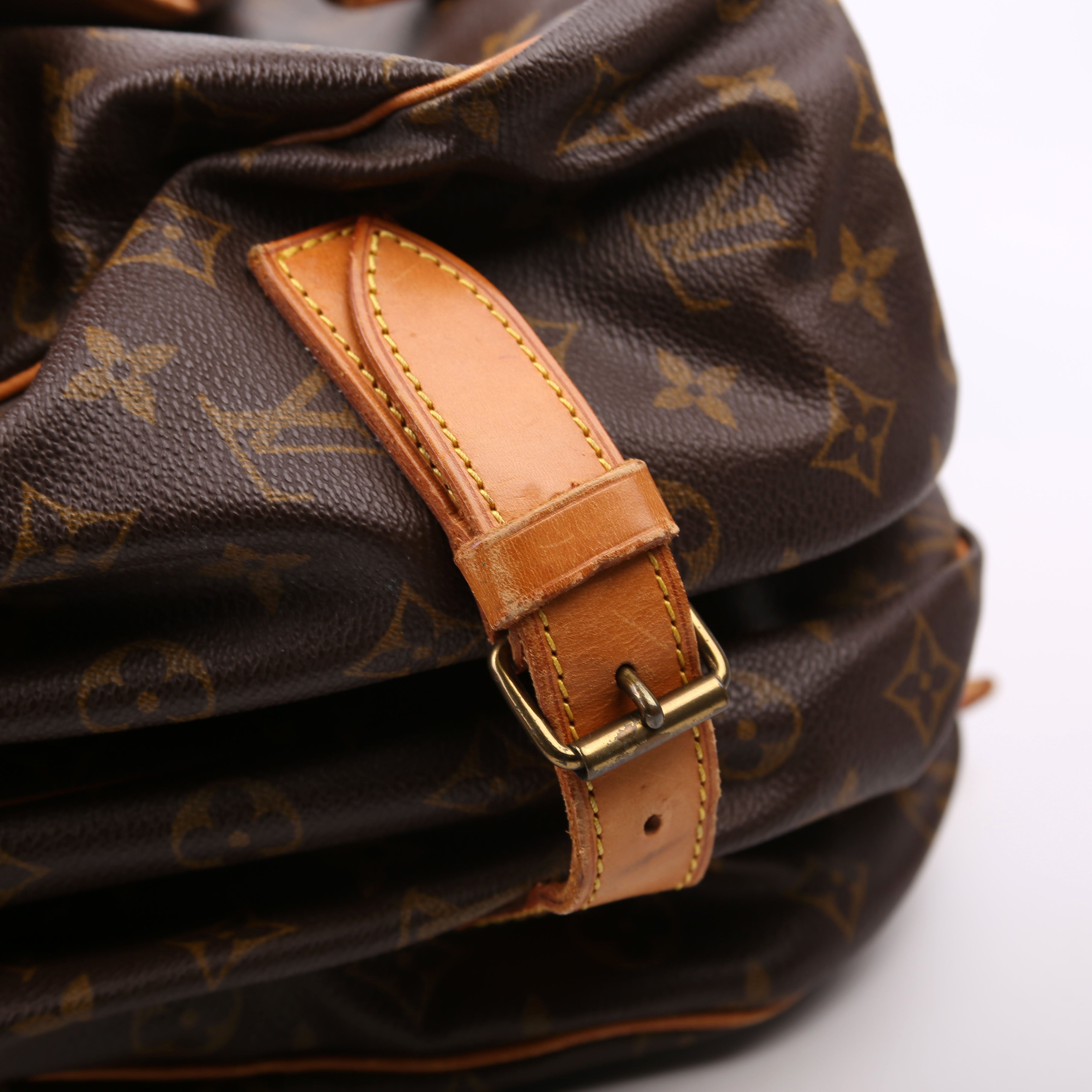 Saumur 43 Monogram