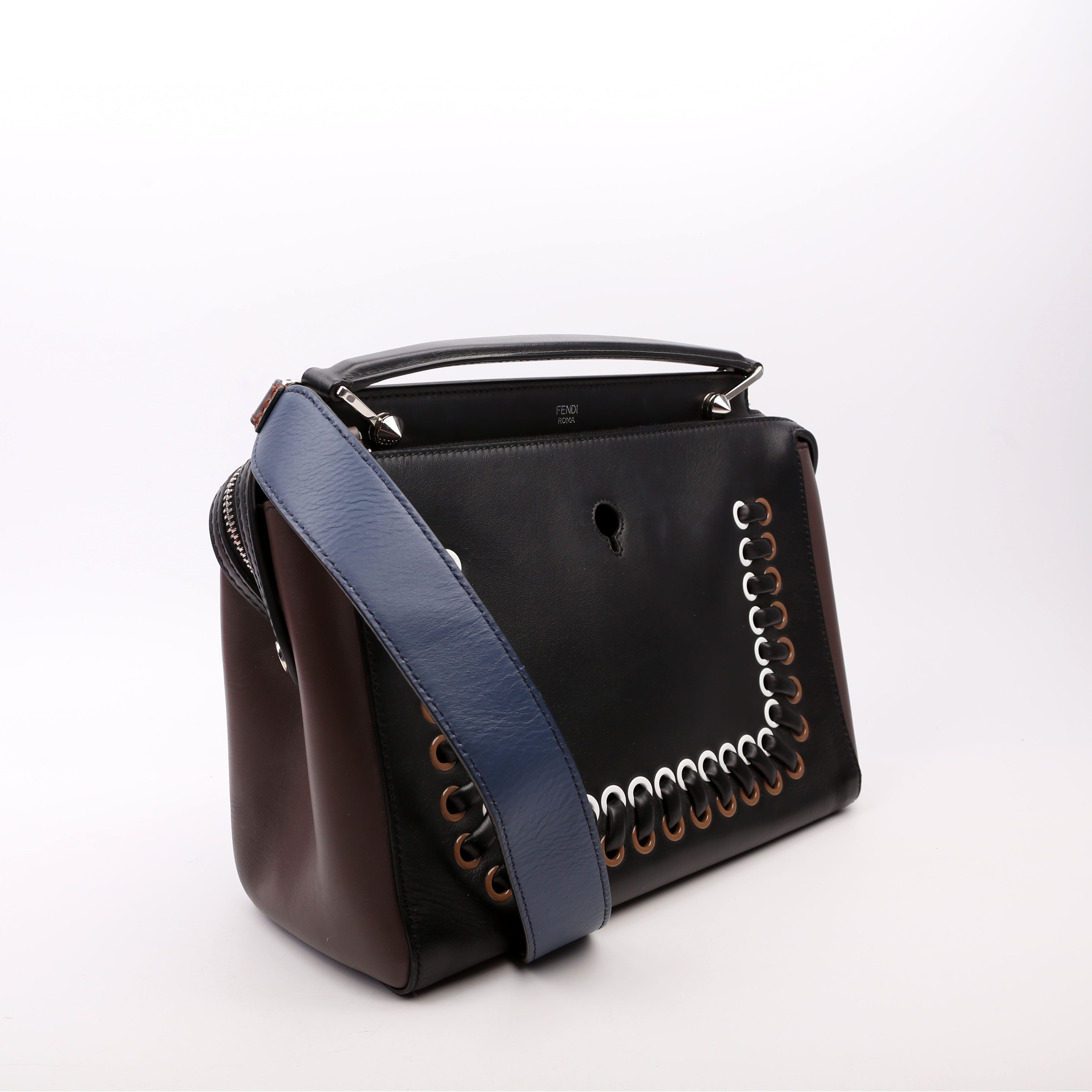 8BN293 Dotcom Whipstitch Medium