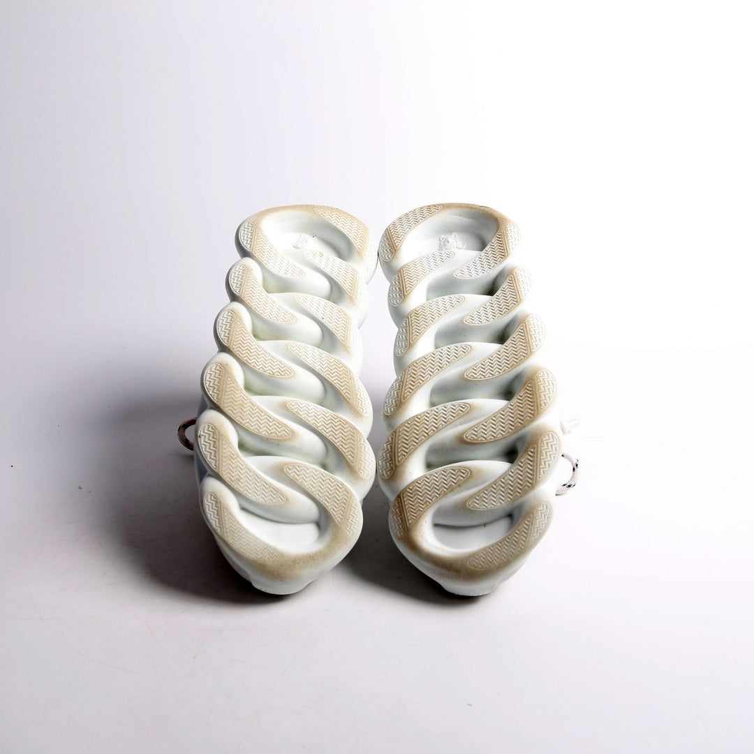 Chain Reaction Sneakers Size 36 White/Black/Yellow
