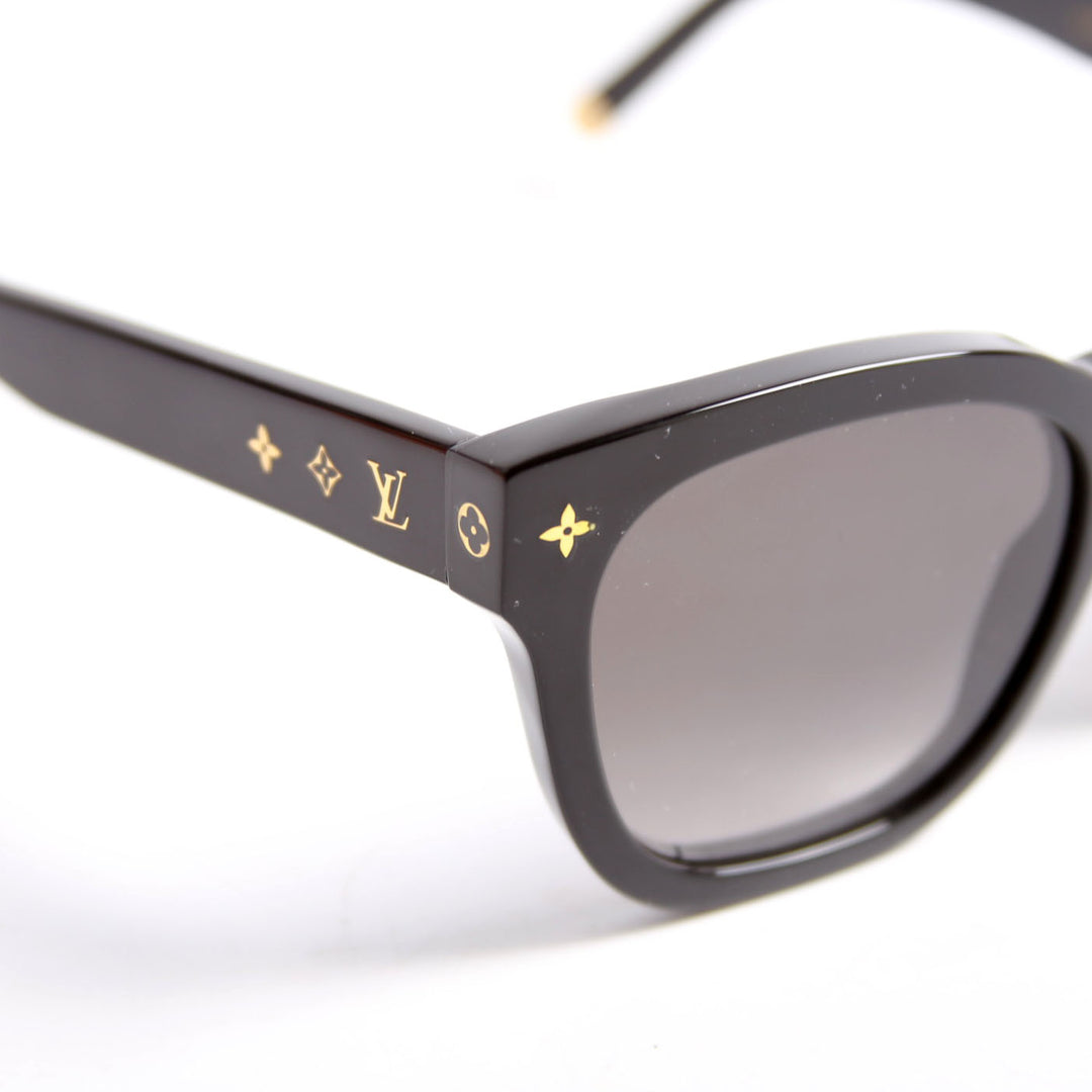 Z1523W My Monogram SQ Sunglasses Black