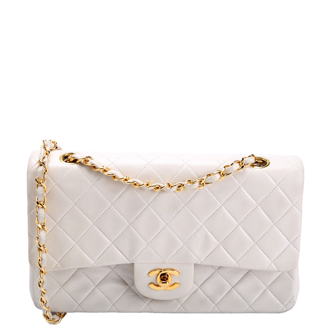 Classic Flap Medium Lambskin 4M Cream