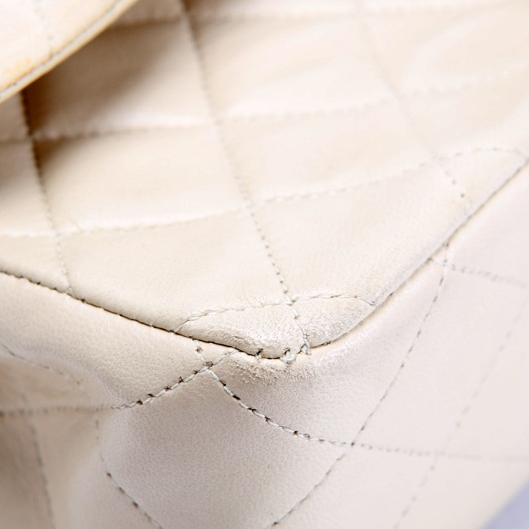 Classic Flap Medium Lambskin 4M Cream