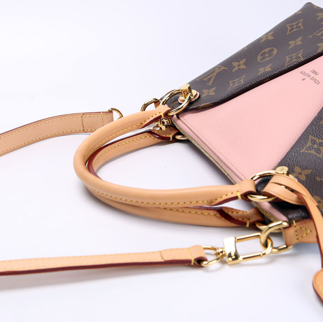 V Tote BB Monogram